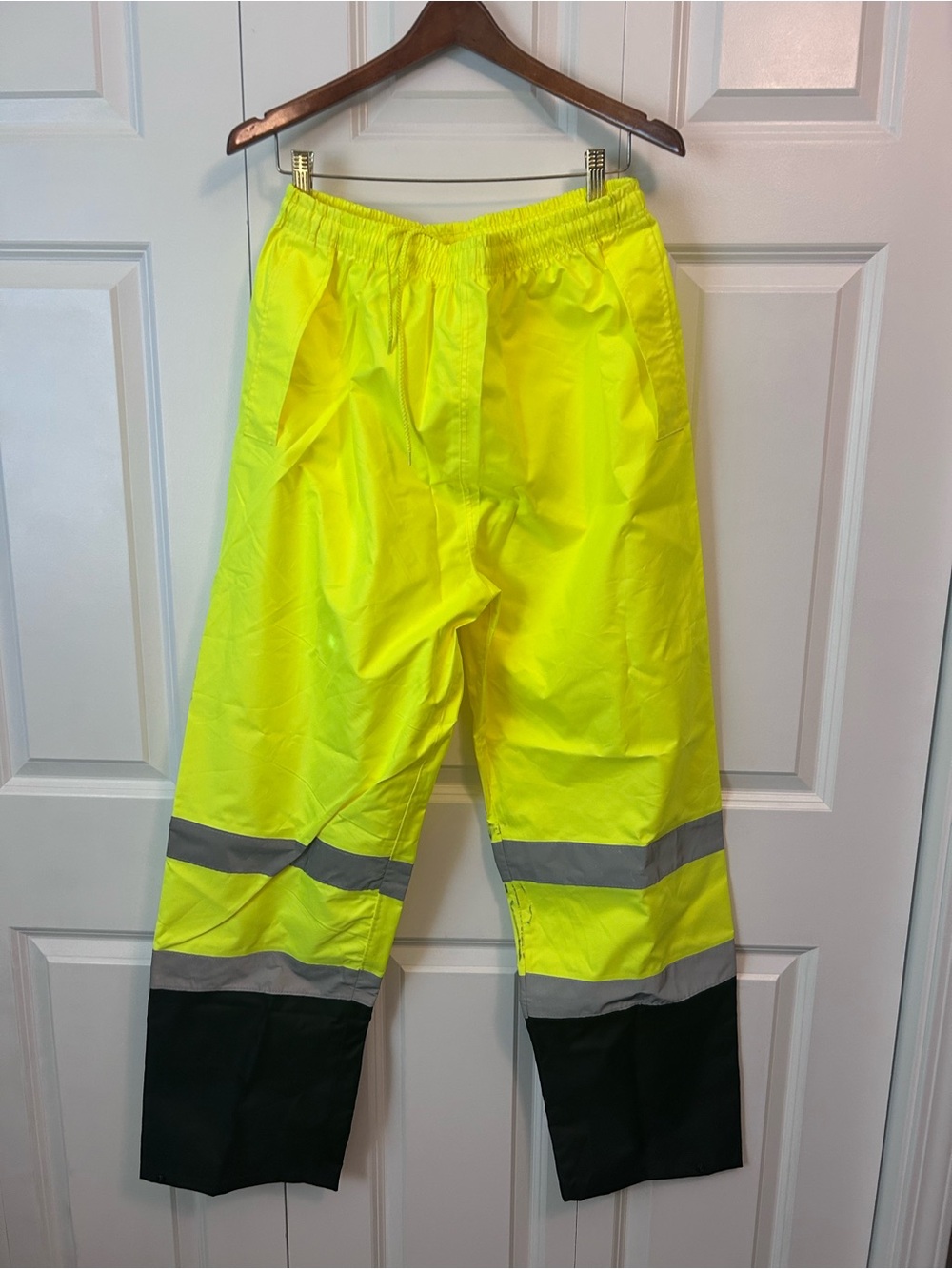 Utility Pro UHV823 Hi-Vis Waterproof Rain Pants Men’s Large